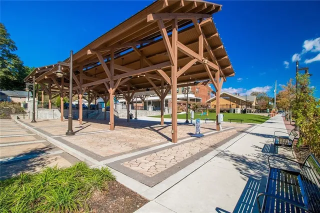 $399,000 | 6095 Hoot Owl Lane, Flowery Branch, GA 30542