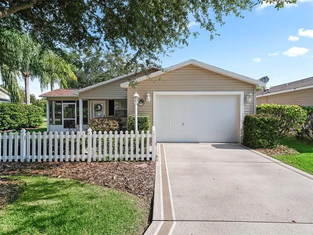 $2,100 | 2343 Dillon Lane, The Villages, FL 32162
