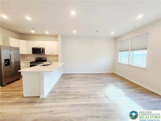 $2,450 | 1182 Susan Circle, Breinigsville, PA 18031