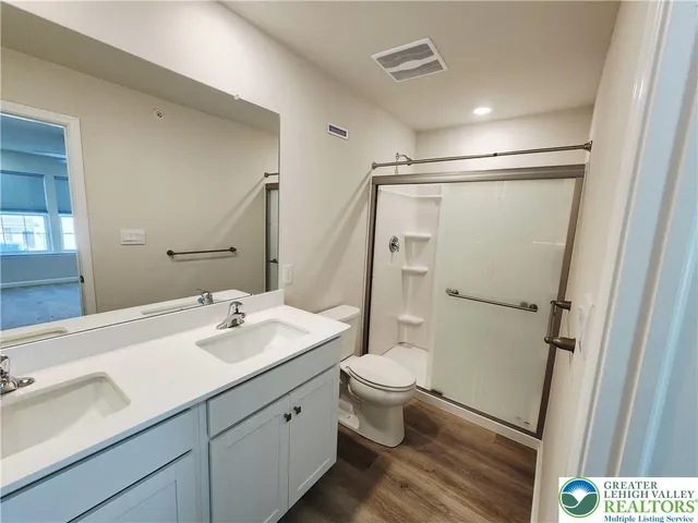 $2,450 | 1182 Susan Circle, Breinigsville, PA 18031