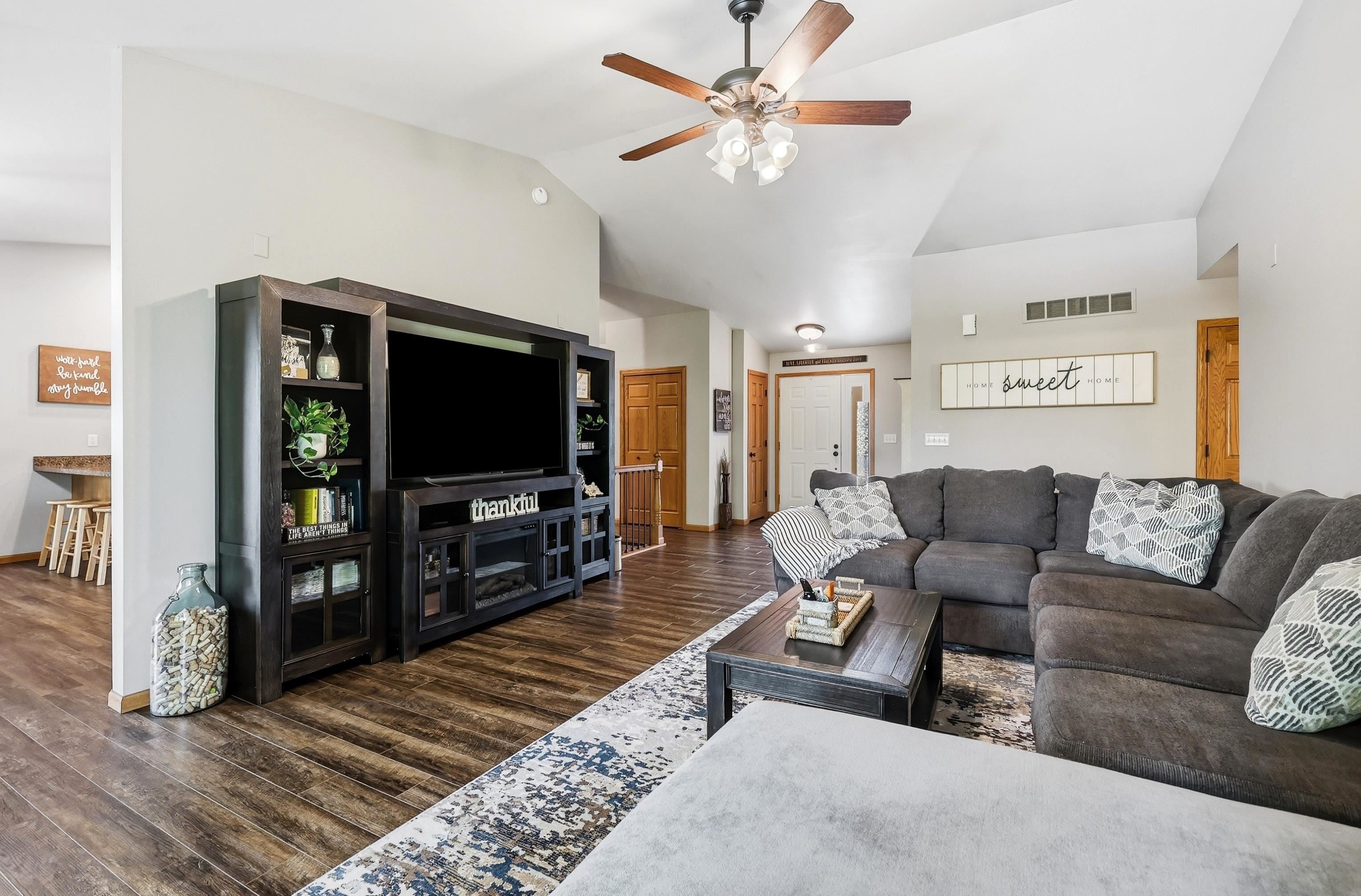 2357 Antler Ridge Drive Dubuque, IA 52002 - Photo 7 of 56 Gallery Image 7