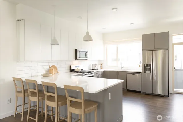 $629,950 | 32731 Madrona Avenue Southeast, Black Diamond, WA 98010