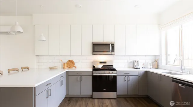 $629,950 | 32731 Madrona Avenue Southeast, Black Diamond, WA 98010