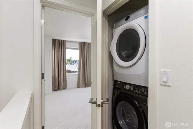 $629,950 | 32731 Madrona Avenue Southeast, Black Diamond, WA 98010