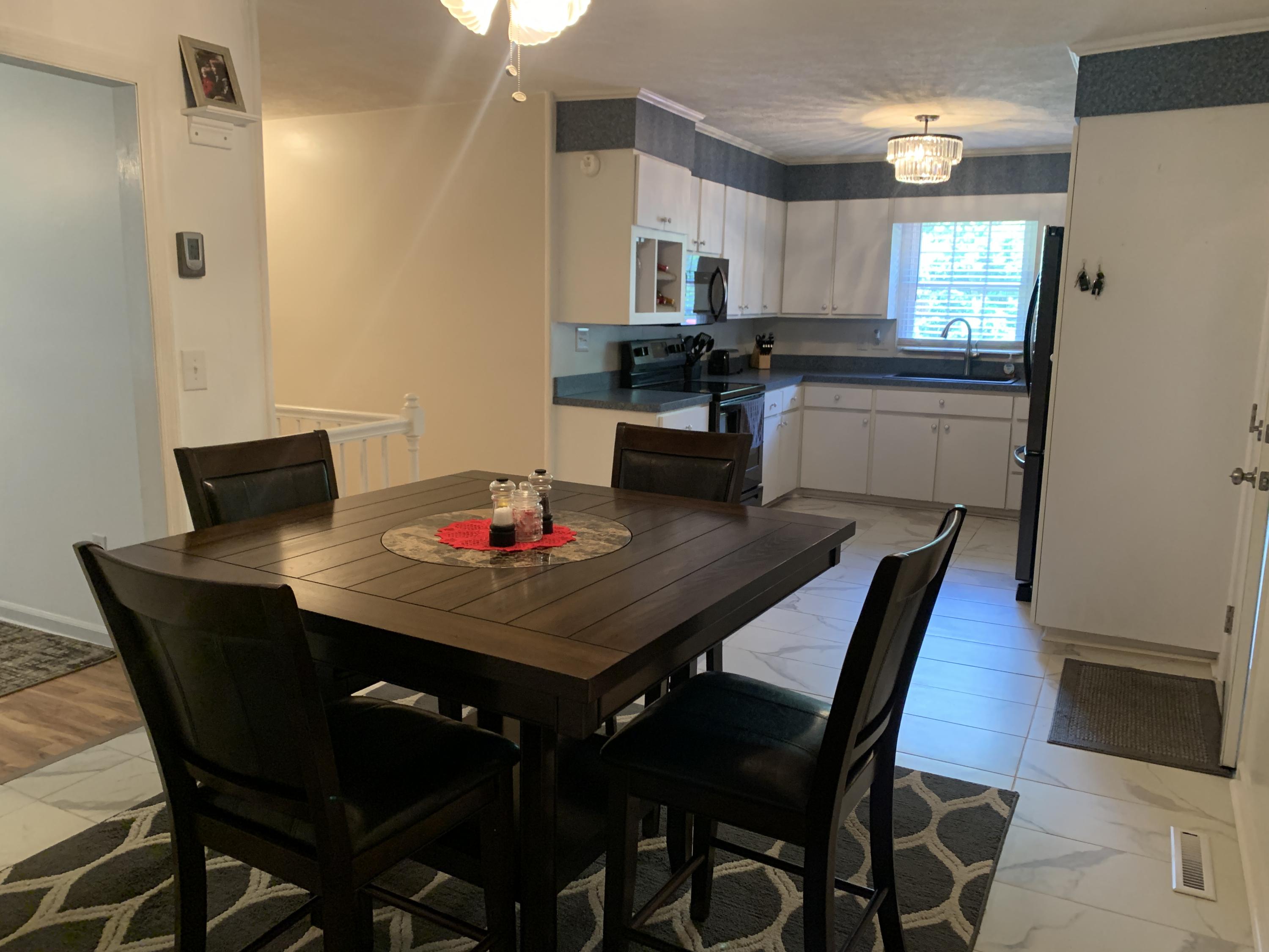 331 Rakes Road Rocky Mount, VA 24151 - Photo 4 of 48 4 Dining Area & Kitchen