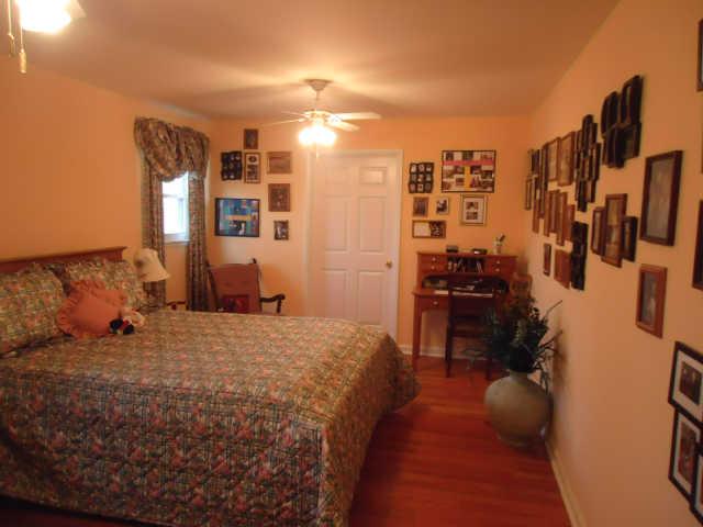 501 Spring Lane Columbia, TN 38401 - Photo 15 of 15 Another angle of your second bedroom....also has an extra large walk-in closet!