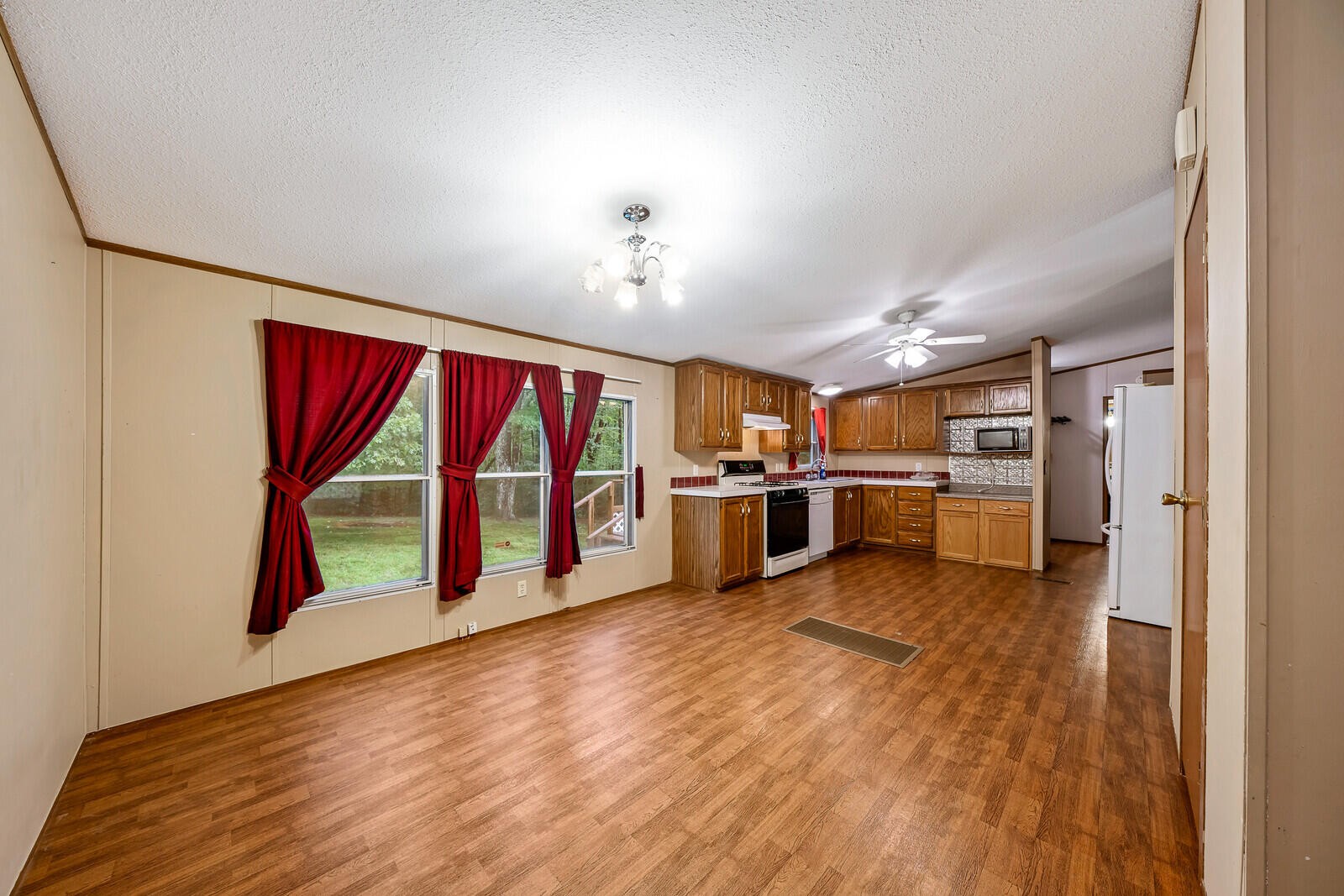 135 Joe Voiles Road Jamestown, TN 38556 - Photo 18 of 36 Gallery Image 18