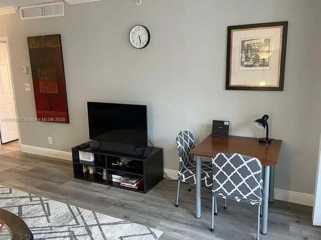 $3,500 | 2501 South Ocean Drive, Unit 1617, Hollywood, FL 33019