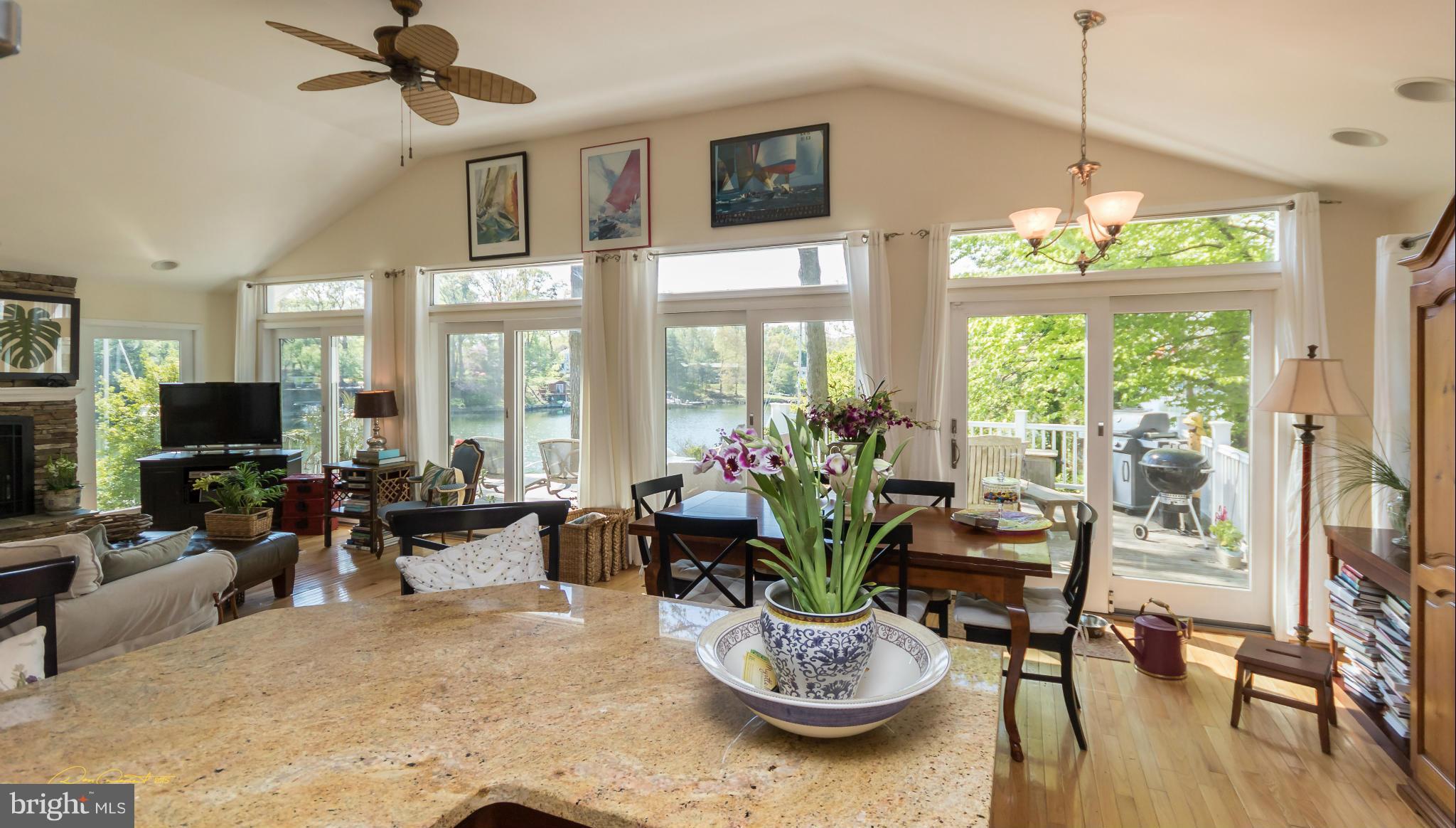 1831 Hidden Point Road Annapolis, MD 21409 - Photo 14 of 25 Interior (General)