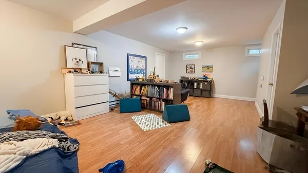 $4,100 | 27 Noble Street, Unit 1, Newton, MA 02465