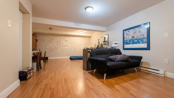 $4,100 | 27 Noble Street, Unit 1, Newton, MA 02465