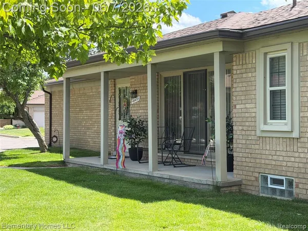 $244,900 | 49459 Tarrytown Court, Utica, MI 48315