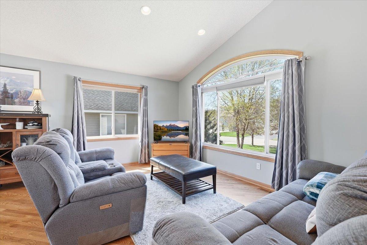 1825 Canton Road Prescott, WI 54021 - Photo 5 of 31