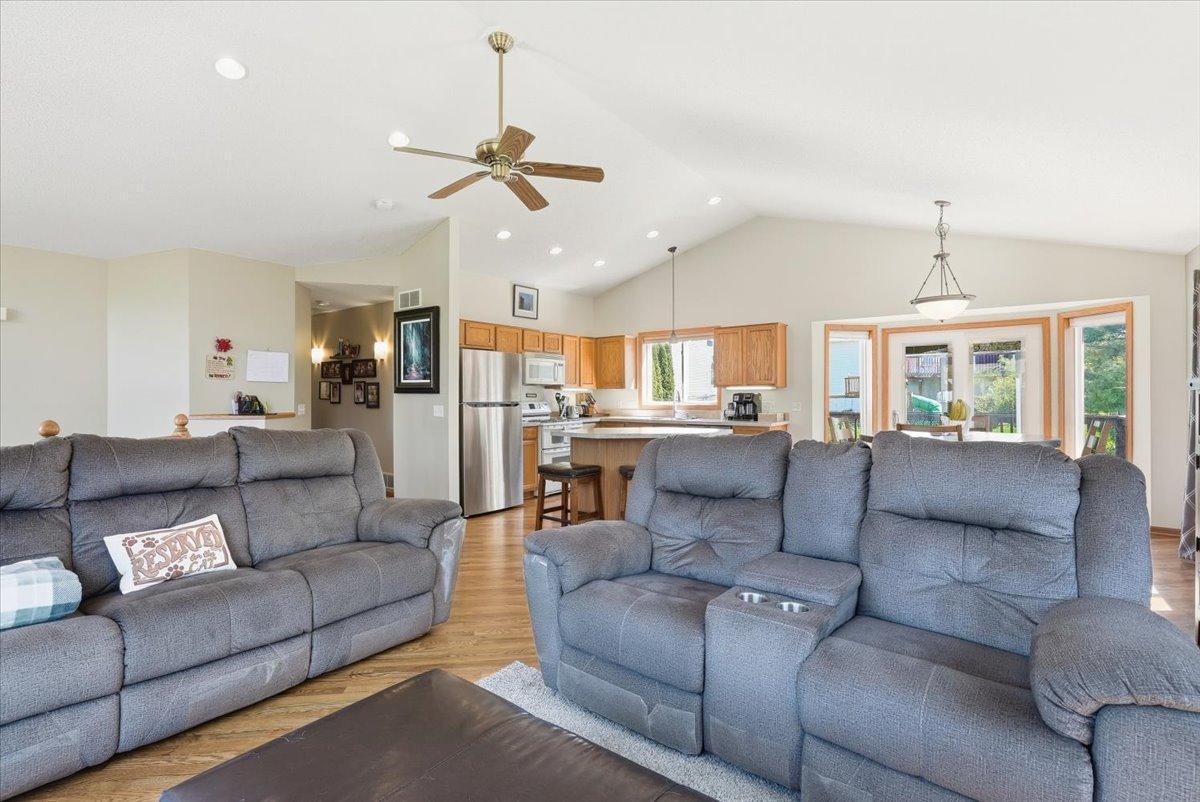 1825 Canton Road Prescott, WI 54021 - Photo 6 of 31