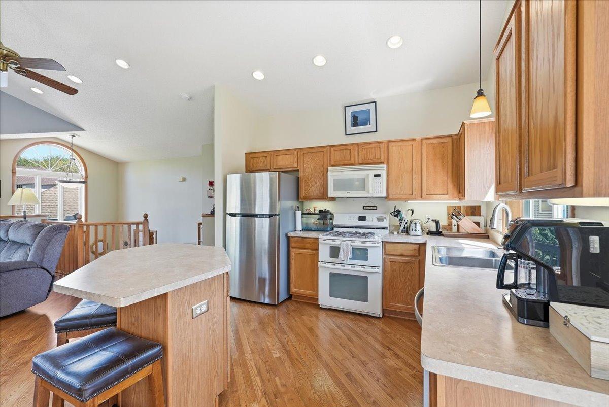 1825 Canton Road Prescott, WI 54021 - Photo 8 of 31