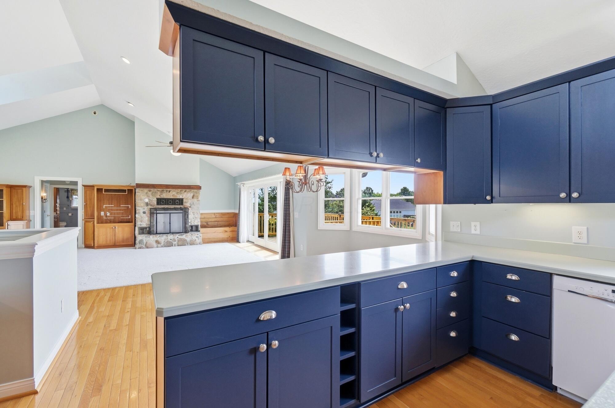 9521 Brock Road Plain City, OH 43064 - Photo 11 of 70 Kitchen