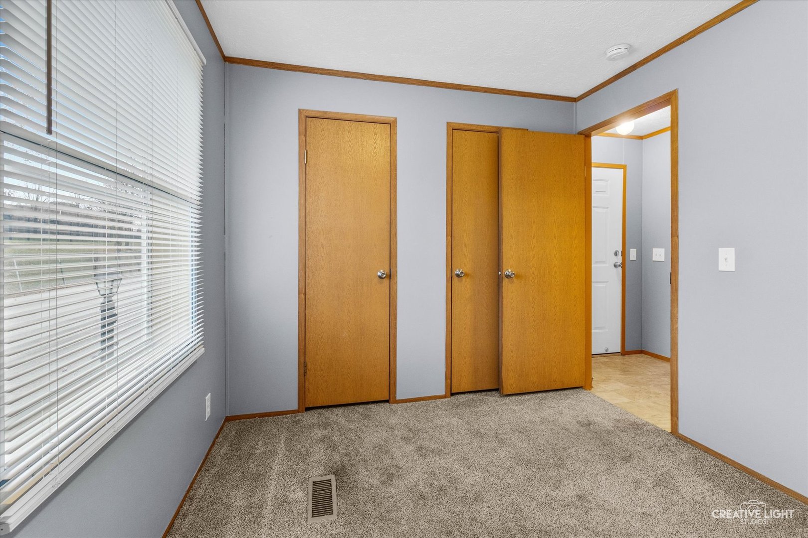 1101 Richard Road Elgin, IL 60123 - Photo 11 of 15 an empty room with windows