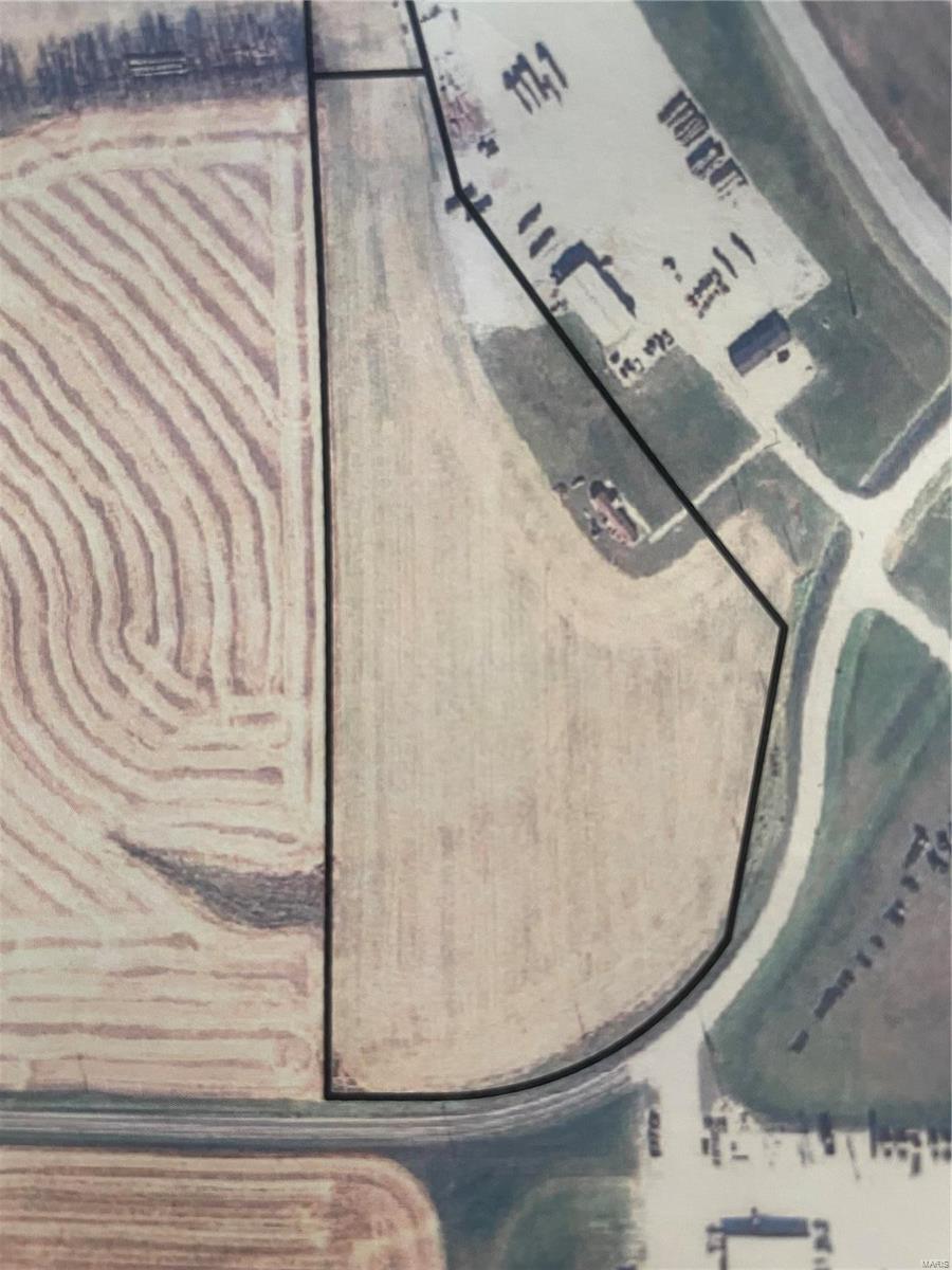 7028 Highway F Hannibal Mo  