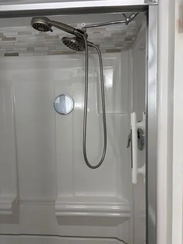 $2,000 | 136 Centennial Avenue, Unit 102, Sewickley, PA 15143