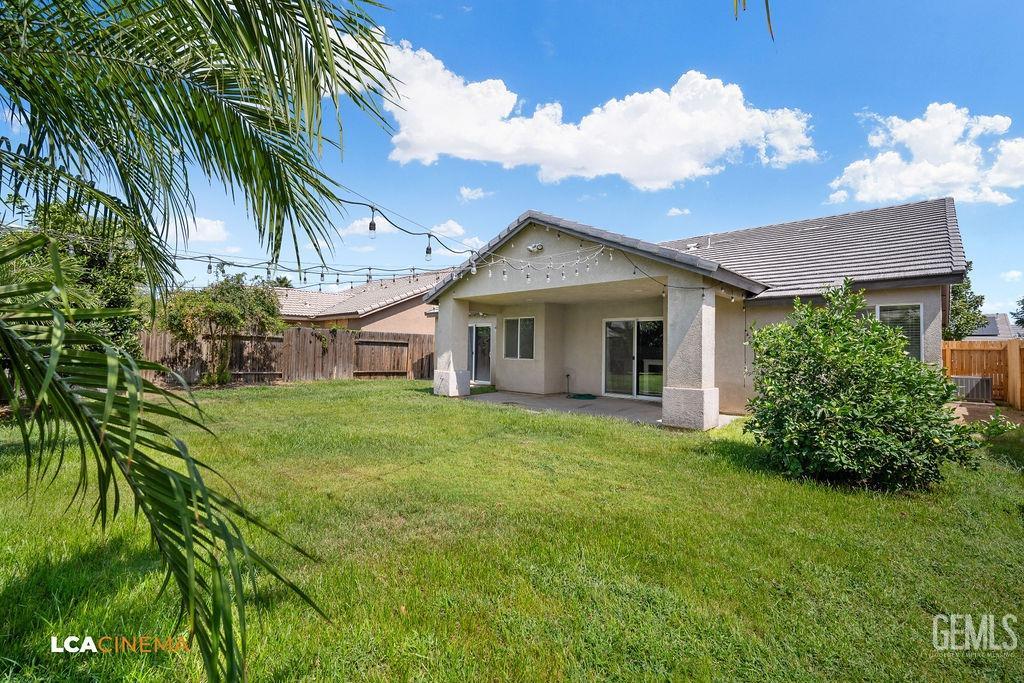 Undisclosed Address Bakersfield, CA 93313 - Photo 16 of 17