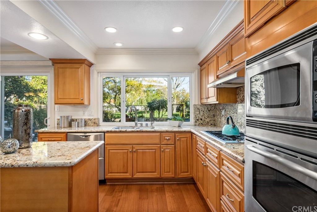 4625 Green Tree Lane Irvine, CA 92612 - Photo 17 of 51