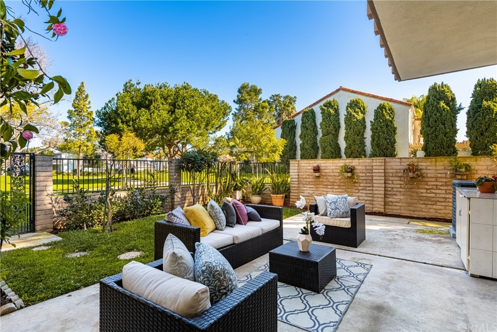 4625 Green Tree Lane Irvine, CA 92612 - Photo 35 of 51