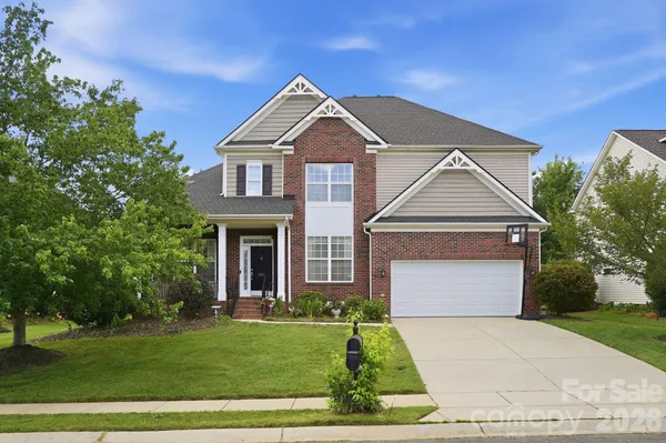$719,000 | 8120 Madrigal Court, Waxhaw, NC 28173