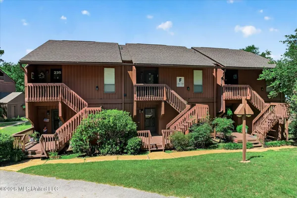 $110,000 | 134 Lakeside Villla, Diamondhead, MS 39525