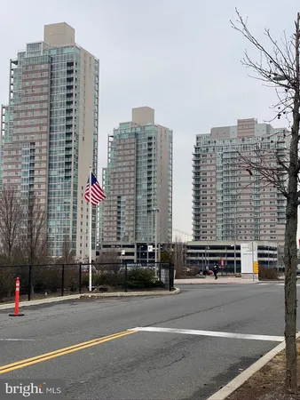 $379,000 | 901 North Penn Street, Unit F207, Philadelphia, PA 19123