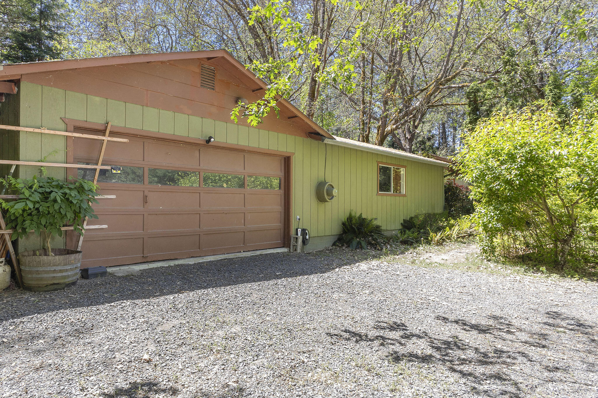2601 Sand Creek Road Grants Pass, OR 97527 - Photo 29 of 71 28