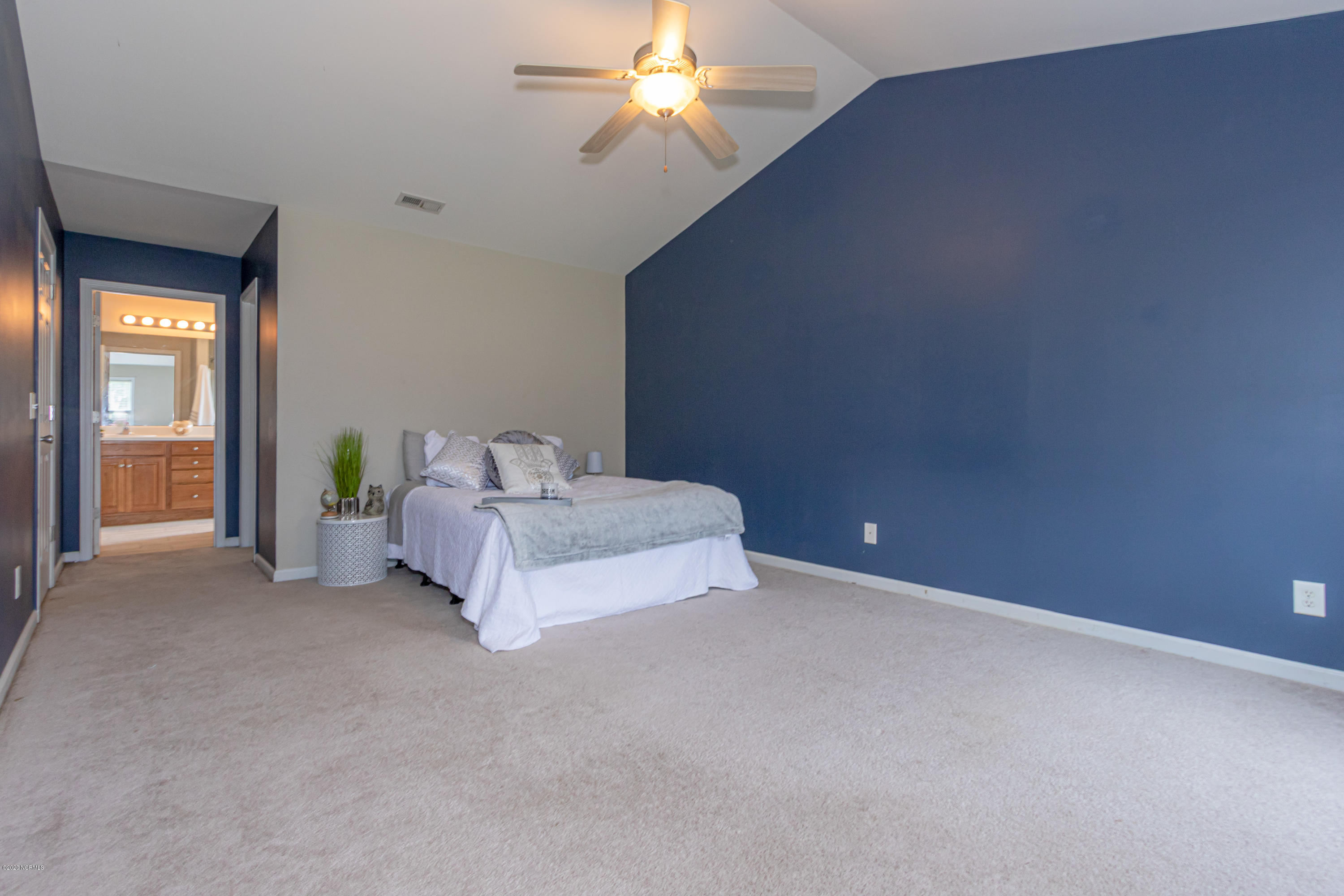 751 Francktown Road Richlands, NC 28574 - Photo 16 of 41 Master Bedroom