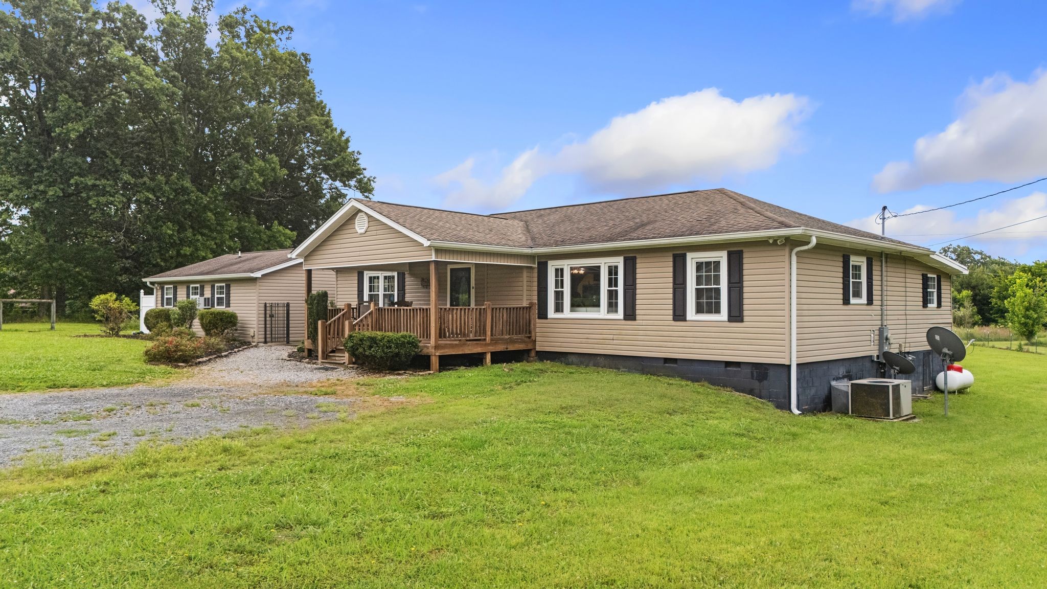871 Kile Lake Road Southeast Cleveland, TN 37323 - Photo 3 of 49