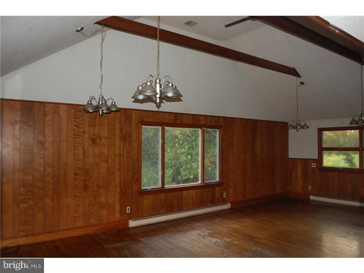 84 Ervin Road Pipersville, PA 18947 - Photo 8 of 18 Great Room