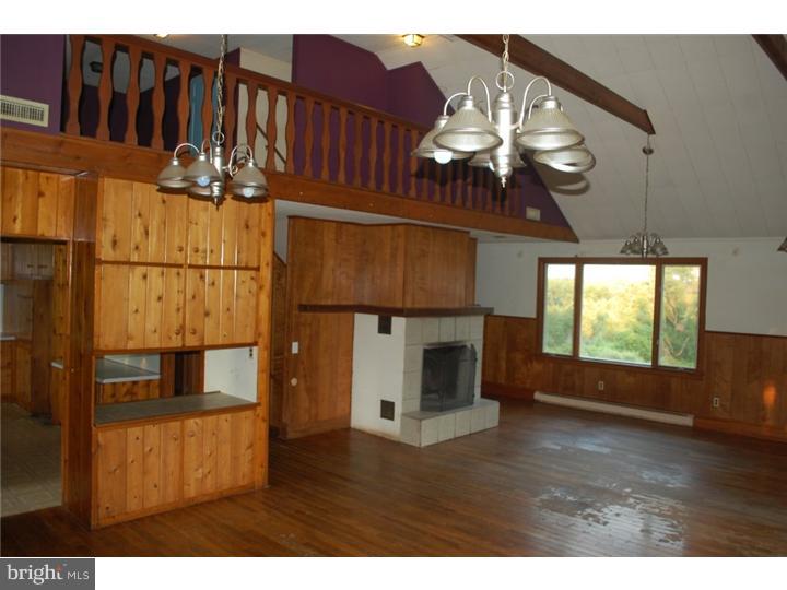 84 Ervin Road Pipersville, PA 18947 - Photo 10 of 18 Great Room