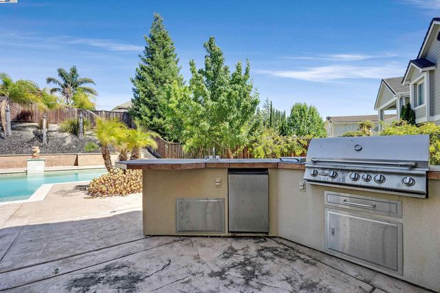 $3,150,000 | 6013 Kingsmill Terrace, Dublin, CA 94568