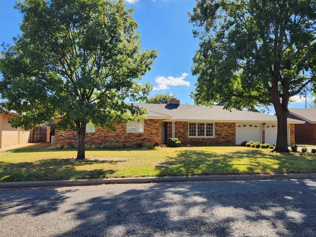 $225,000 | 126 East 23rd Street, Littlefield, TX 79339