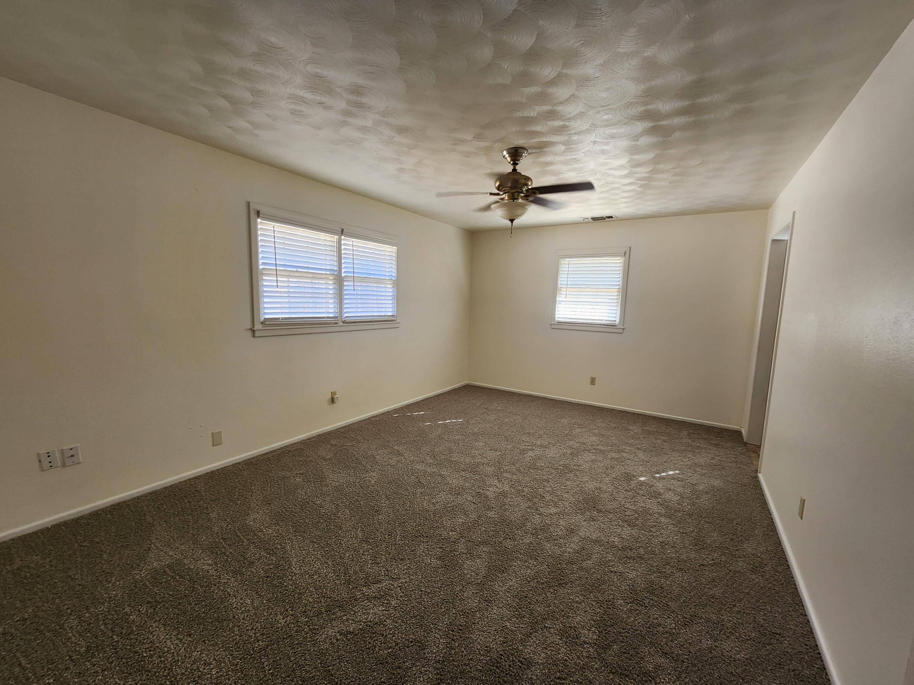 126 East 23rd Street Littlefield, TX 79339 - Photo 16 of 30 20251016_163125