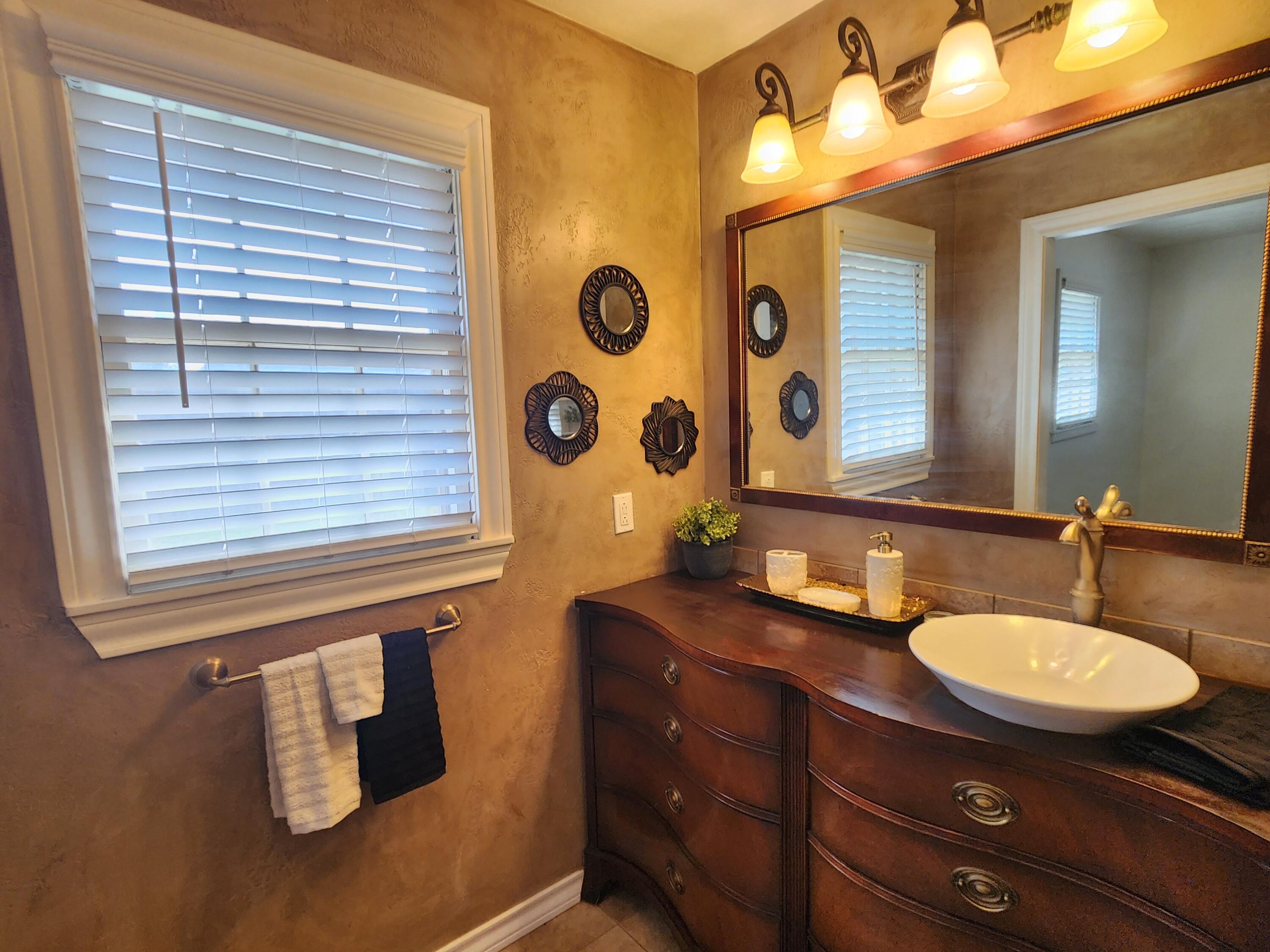 126 East 23rd Street Littlefield, TX 79339 - Photo 17 of 30 20251016_163259