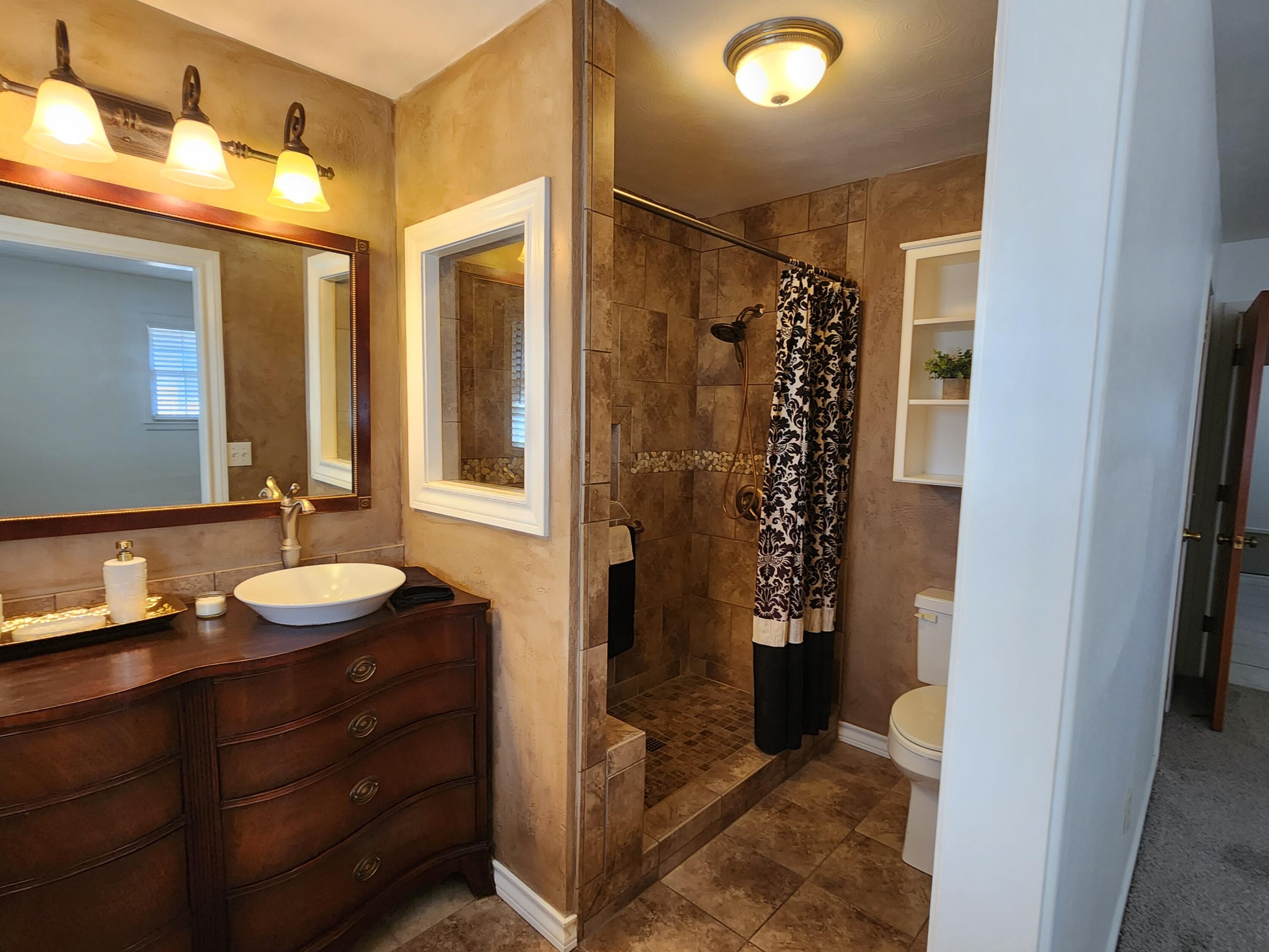 126 East 23rd Street Littlefield, TX 79339 - Photo 18 of 30 20251016_163225