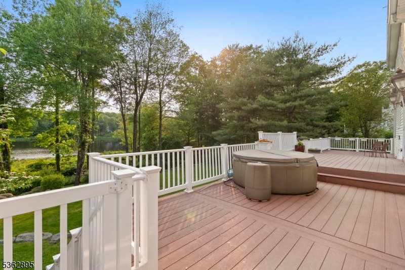 20 Crestview Lane Sparta, NJ 07871 - Photo 38 of 45