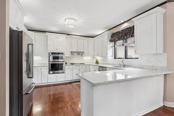 $799,900 | 8060 Kristo Lane, Orland Park, IL 60462