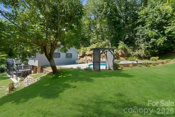 $699,000 | 17 Twisted Trail, Black Mountain, NC 28711