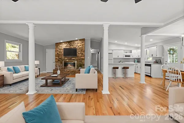 $699,000 | 17 Twisted Trail, Black Mountain, NC 28711