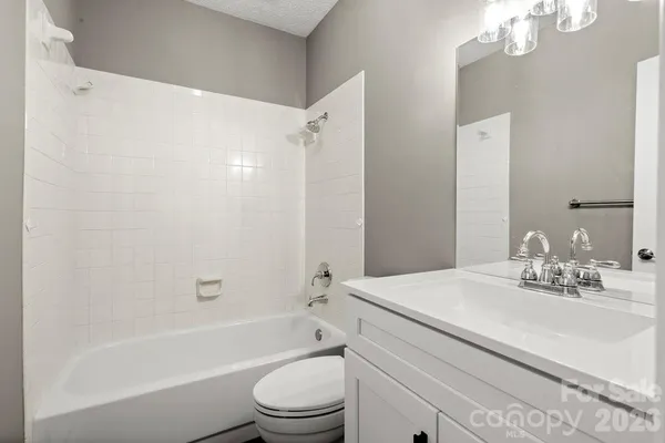 $699,000 | 17 Twisted Trail, Black Mountain, NC 28711