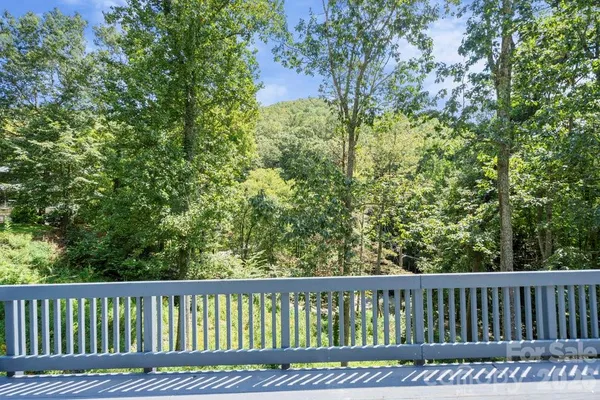 $699,000 | 17 Twisted Trail, Black Mountain, NC 28711