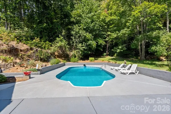 $699,000 | 17 Twisted Trail, Black Mountain, NC 28711