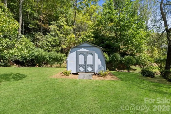 $699,000 | 17 Twisted Trail, Black Mountain, NC 28711