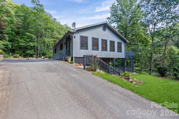 $699,000 | 17 Twisted Trail, Black Mountain, NC 28711