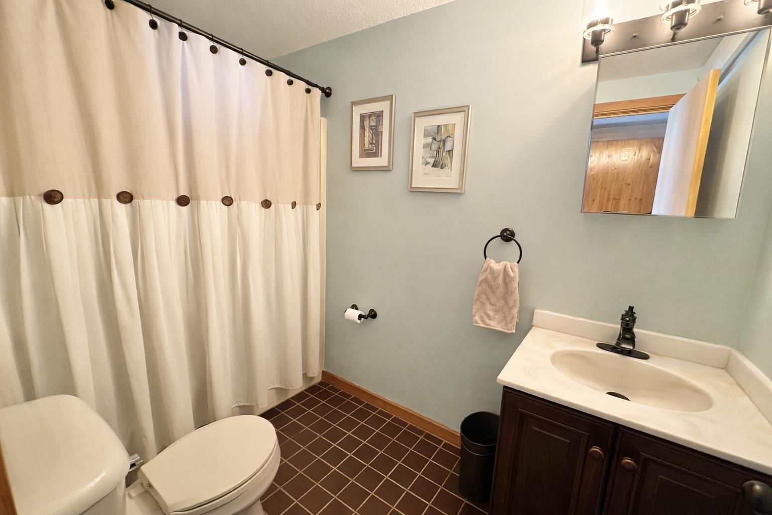 28 E Crosstown Road West Dover, VT 05356 - Photo 17 of 31