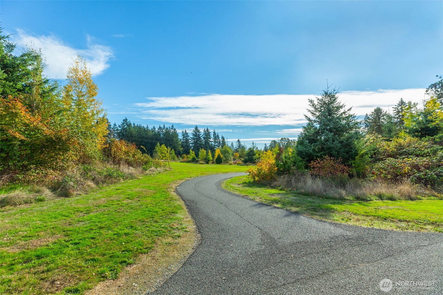4730 228th Street Southeast Bothell, WA 98021 - Photo 37 of 37 a view of a golf course with a garden